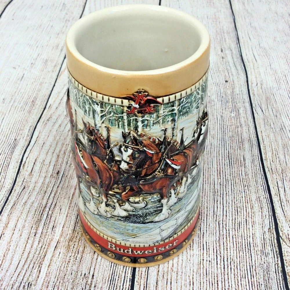 Vintage 1988 Anheuser Busch Budweiser Christmas Beer‎ Stein- Clydesdales Mug